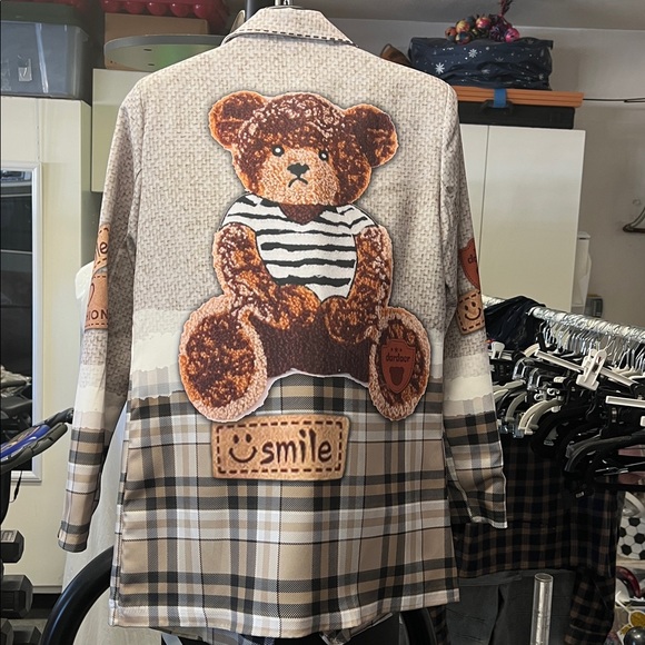 Women's Plaid Blazer with Bear Patches prints - Picture 2 of 7